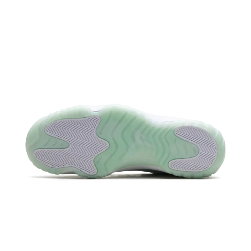 Jordan Air Jordan 11 Low WMNS Igloo Womens