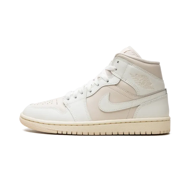 Jordan Air Jordan 1 WMNS White / Light Tan Womens