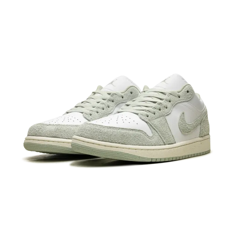 Jordan Air Jordan 1 Low SE Seafoam Mens