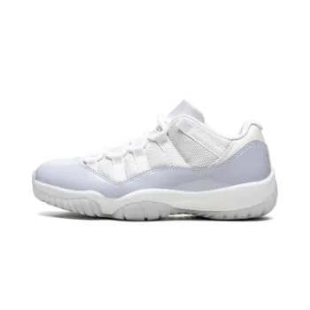Jordan AIR JORDAN 11 LOW WMNS Pure Violet Womens