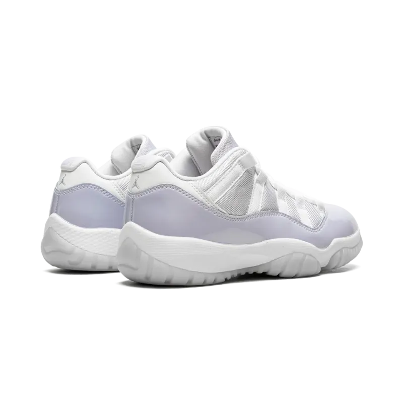 Jordan AIR JORDAN 11 LOW WMNS Pure Violet Womens