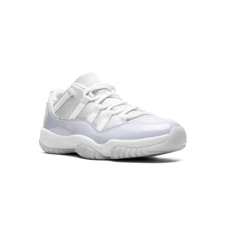 Jordan AIR JORDAN 11 LOW WMNS Pure Violet Womens