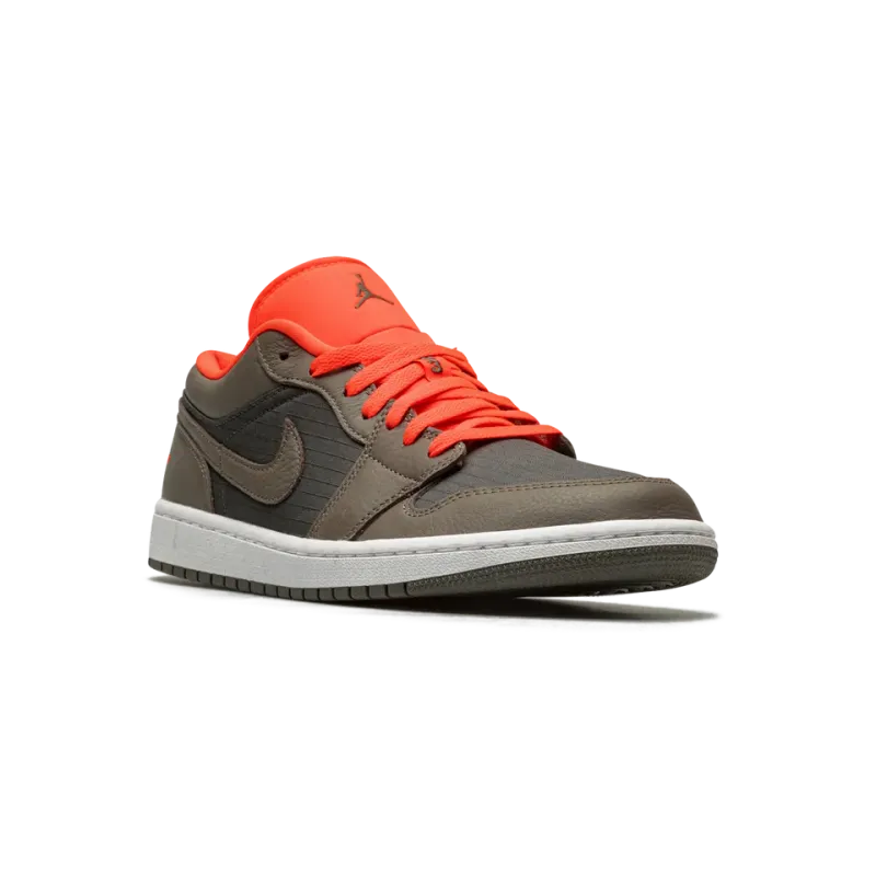 Jordan AIR JORDAN 1 LO SE WMNS Black / Olive/ Bright Crimson Womens