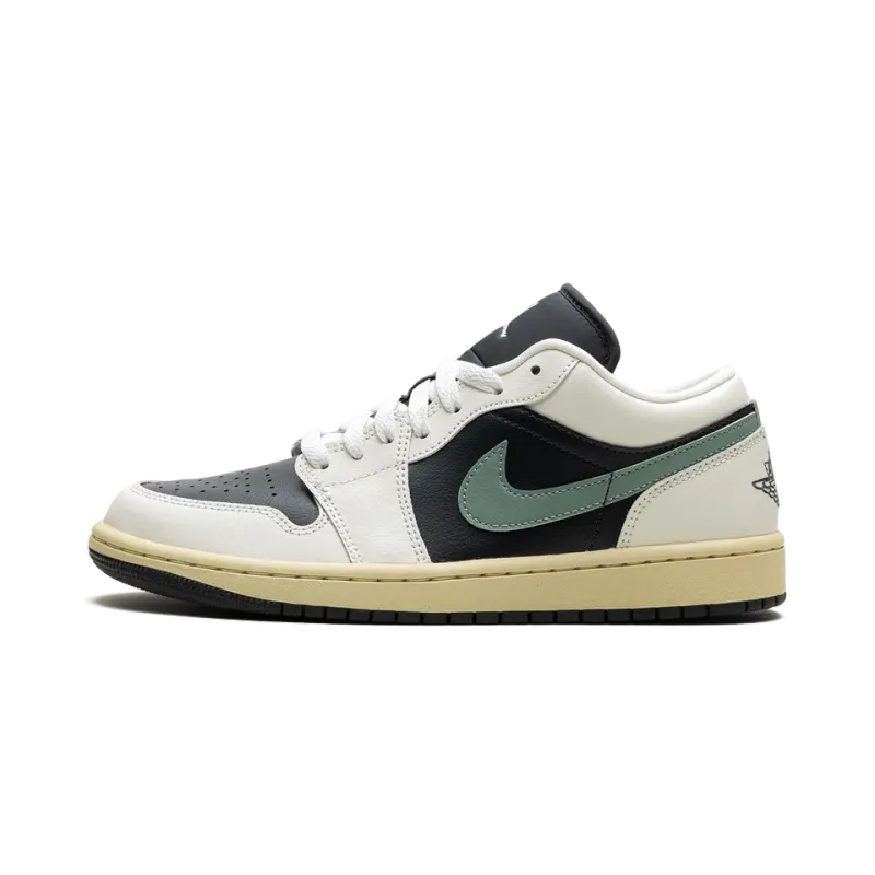 Jordan Air Jordan 1 Low WMNS Jade Smoke Womens