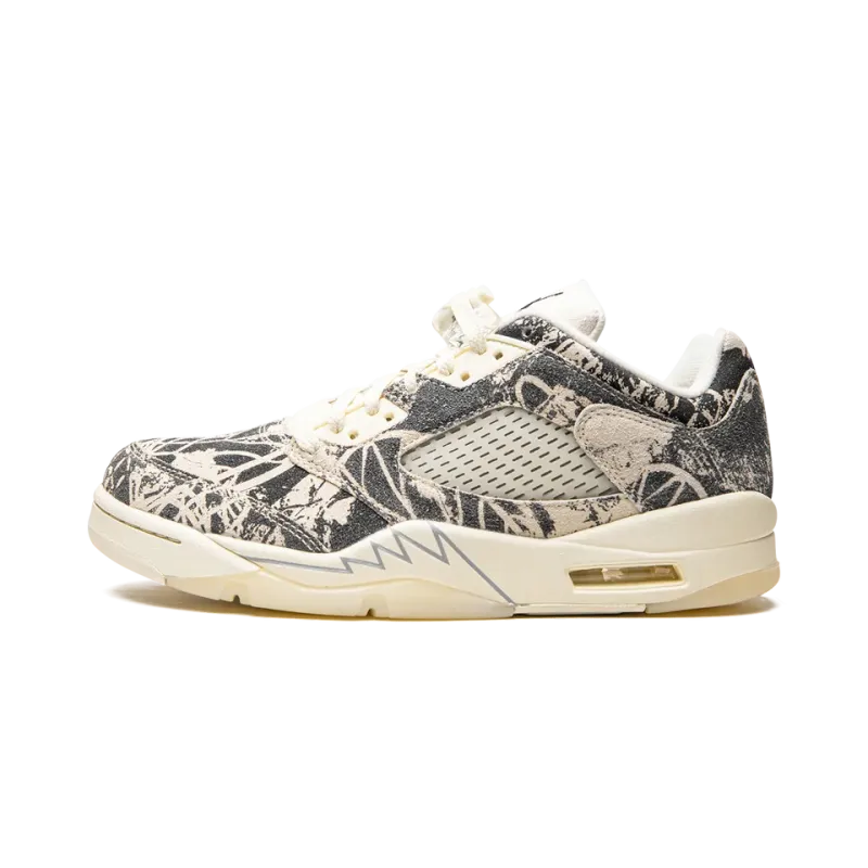 Jordan AIR JORDAN 5 LO WMNS Expression Womens