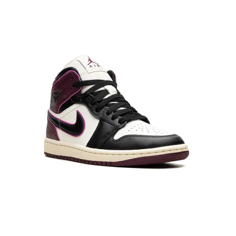 Jordan Air Jordan 1 Bordeaux Womens