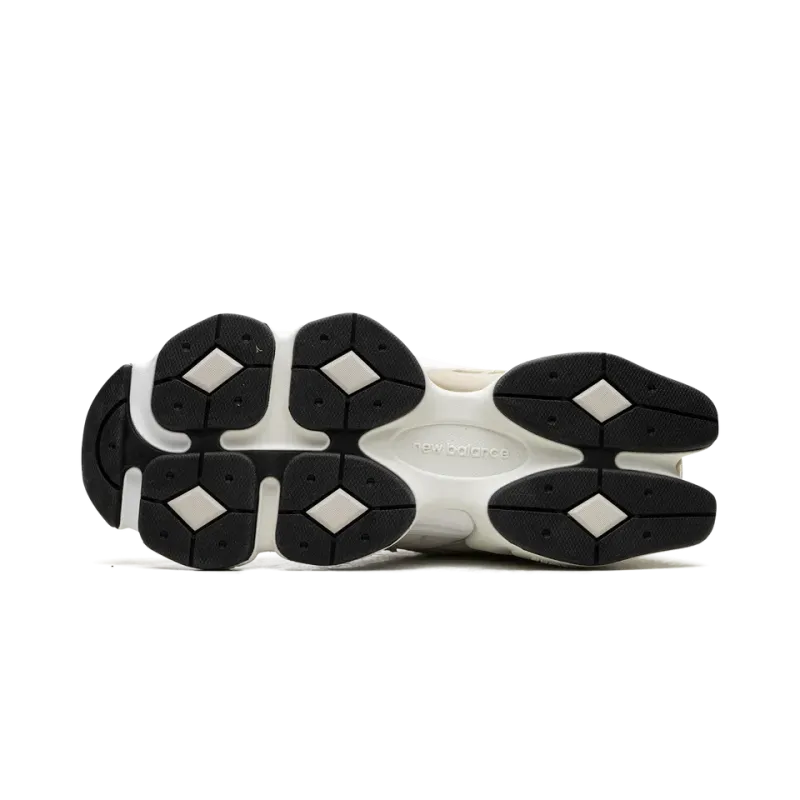 New Balance 9060 Sea Salt / Moonbeam Mens