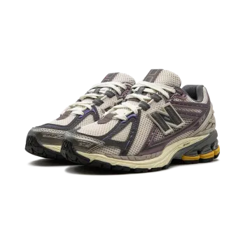 New Balance 1906R LICORICE Mens