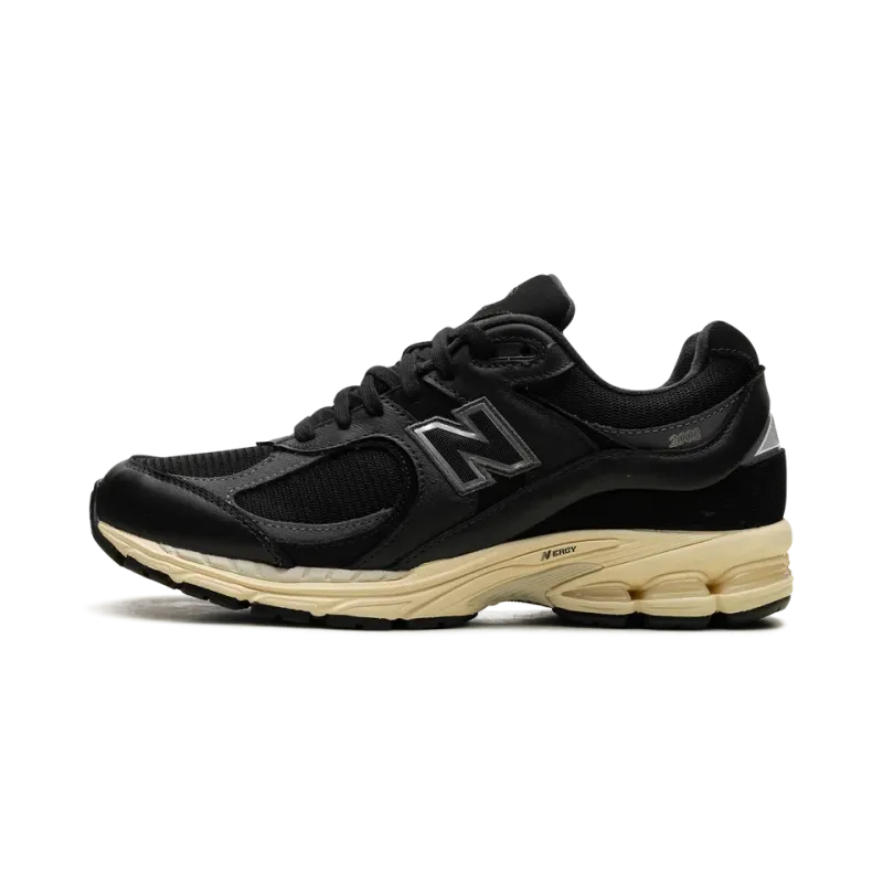New Balance M2002R Vintage Black White Mens