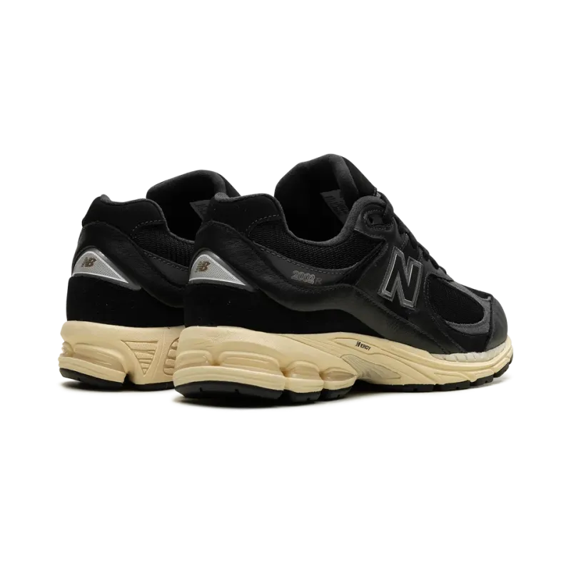 New Balance M2002R Vintage Black White Mens