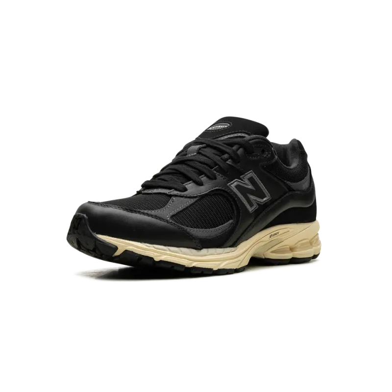 New Balance M2002R Vintage Black White Mens