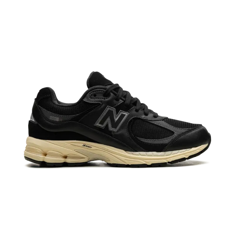 New Balance M2002R Vintage Black White Mens