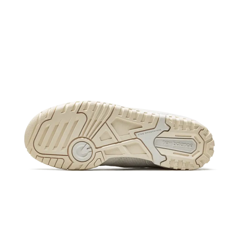 New Balance 550 WMNS Sea Salt / Macadamia Nut Womens