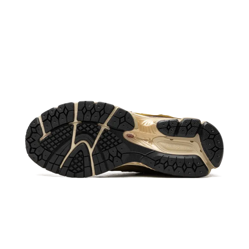 New Balance 2002R Protection Pack - High Desert Mens