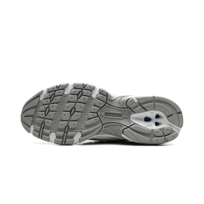 New Balance 740 White Silver Mens