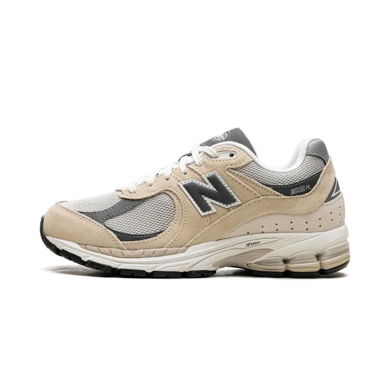 New Balance 2002R Sandstone Magnet Mens