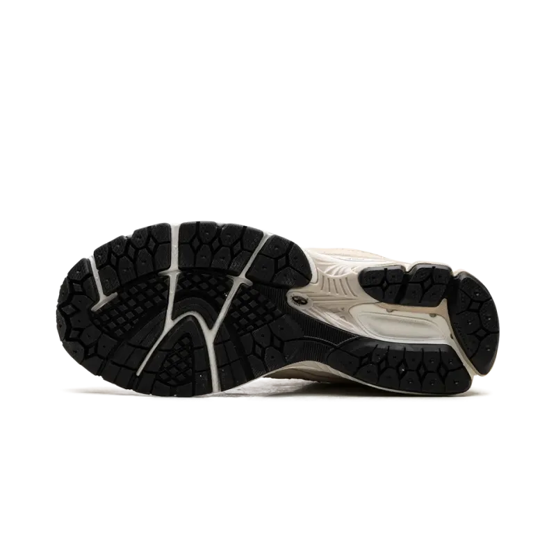 New Balance 2002R Sandstone Magnet Mens