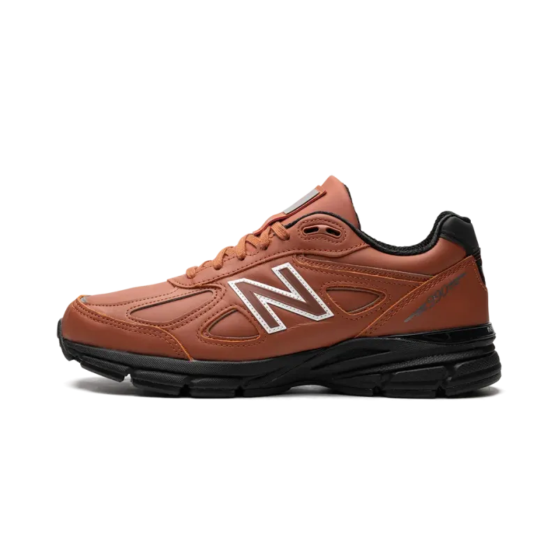 New Balance 990V4 MADE IN USA TEDDY SANTIS - MAHOGANY BLACK Mens