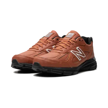 New Balance 990V4 MADE IN USA TEDDY SANTIS - MAHOGANY BLACK Mens