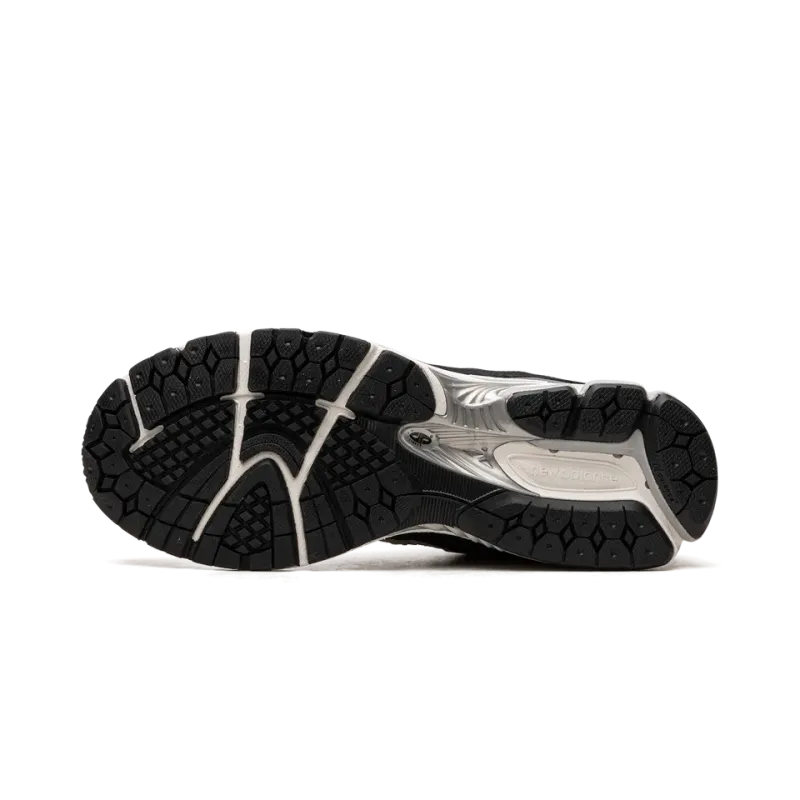 New Balance 2002R Slate Grey / Black Mens