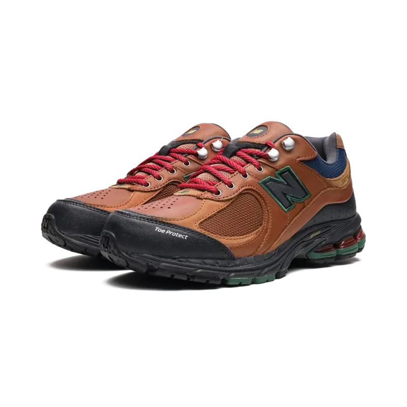 New Balance 2002R The Hiker Mens