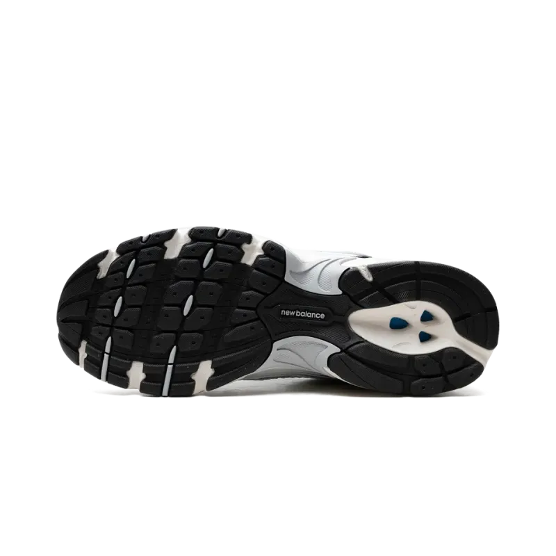 New Balance 530 White Silver Black Mens