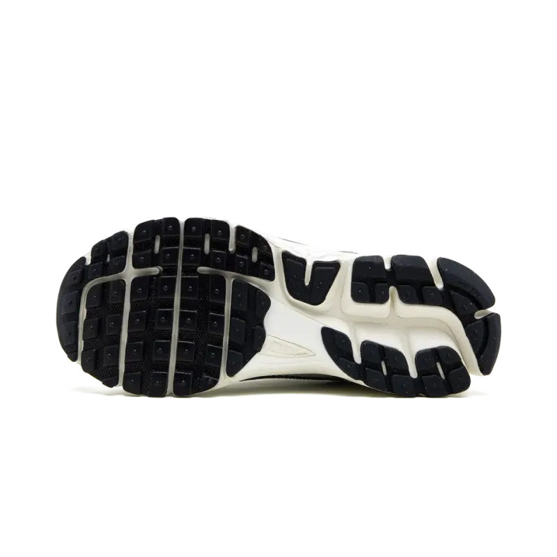 Nike VOMERO 5 MNS WMNS Photon Dust Womens