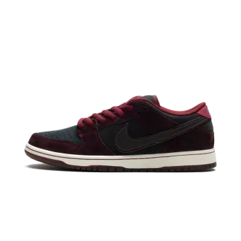 Nike SB Dunk Low Riot Skateshop Mens