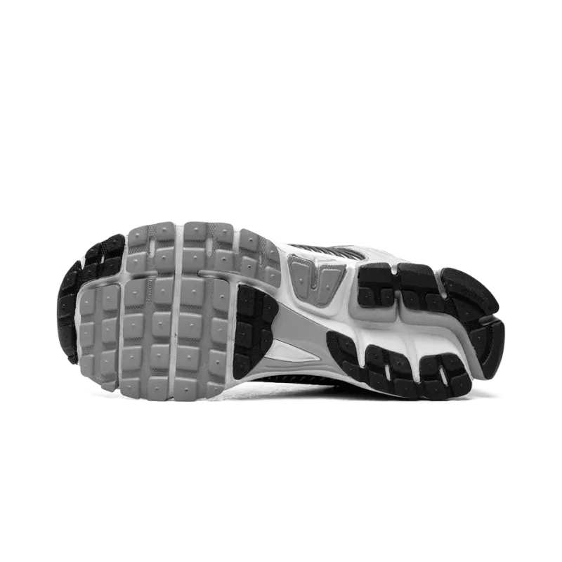Nike Zoom Vomero 5 Metallic Silver Black Mens