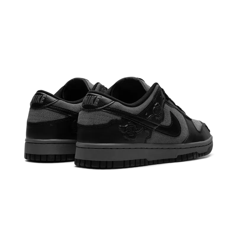 Nike Dunk Low WMNS Black Roses Womens