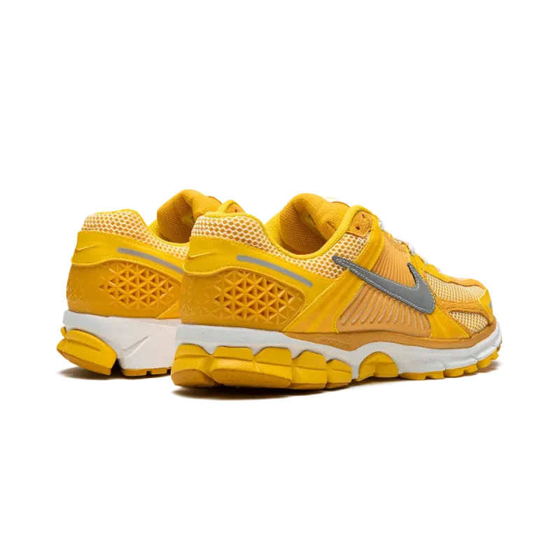 Nike Zoom Vomero 5 Varsity Maize Mens