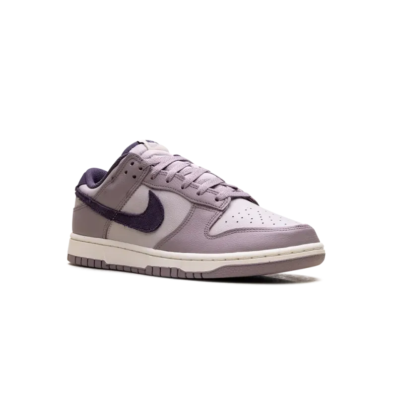 Nike Dunk Low SE Light Violet Ore Mens