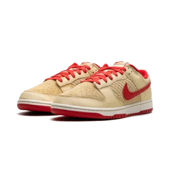 Nike Dunk Low STRAWBERRY WAFFLE Mens