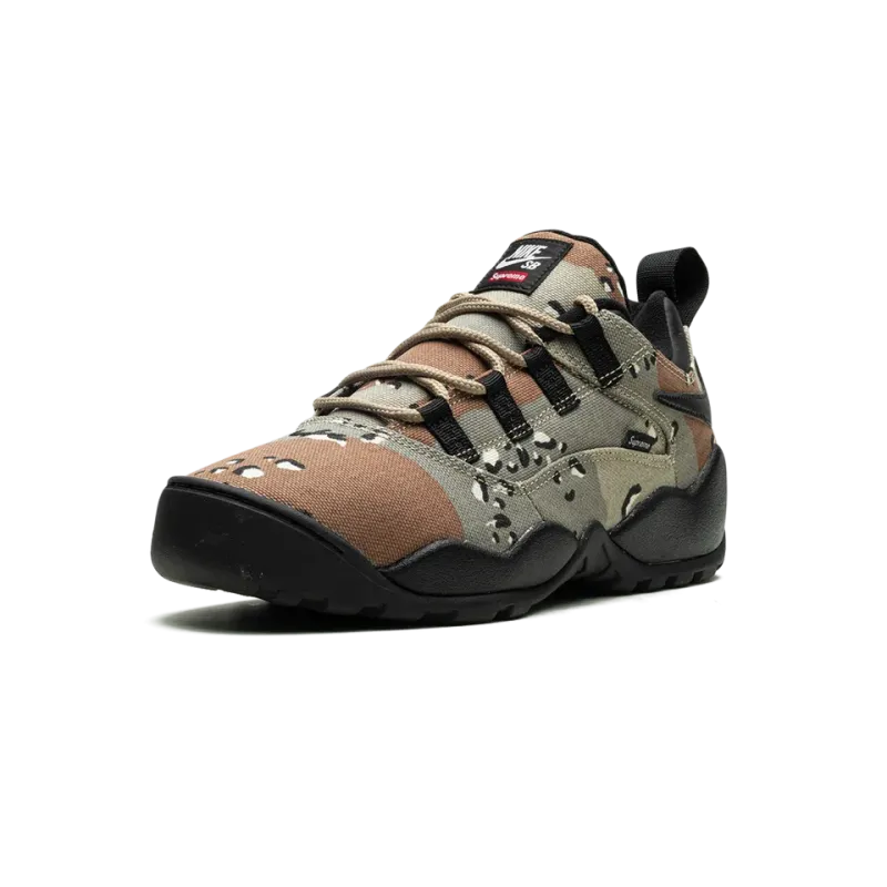 Nike SB Darwin Low Supreme - Khaki Mens