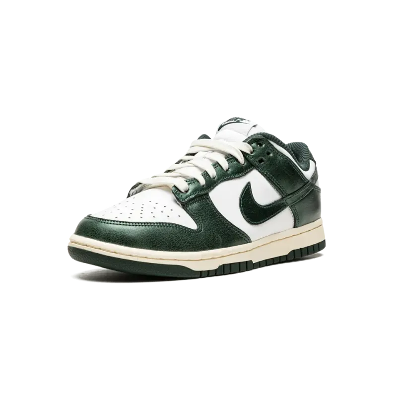 Nike DUNK LOW WMNS Vintage Green Womens