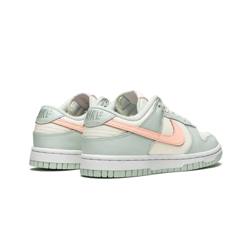 Nike DUNK LOW WMNS Barely Green Womens