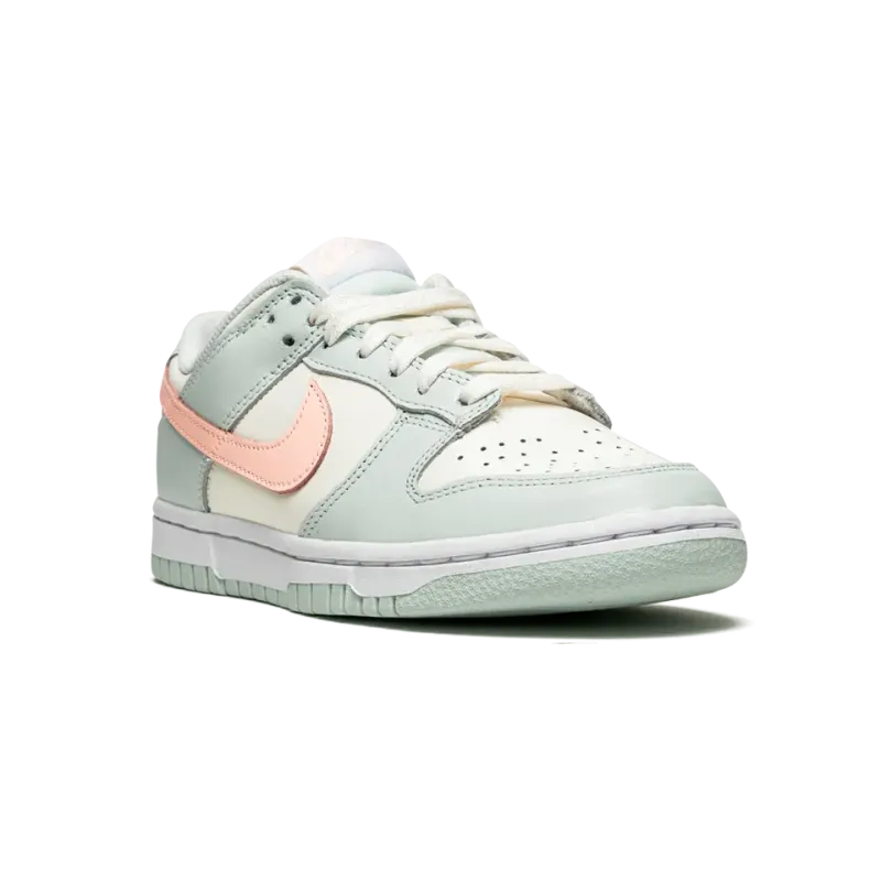 Nike DUNK LOW WMNS Barely Green Womens