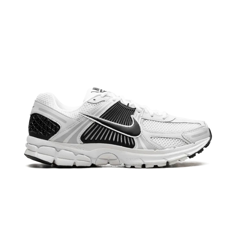 Nike Zoom Vomero 5 White / Black Mens