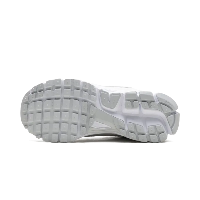 Nike Zoom Vomero 5 WMNS Chrome Toe Womens