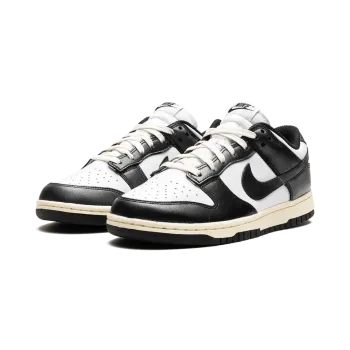 Nike DUNK LOW WMNS Vintage Panda Womens