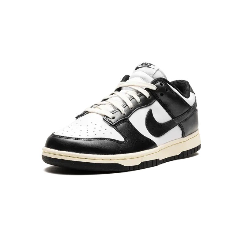 Nike DUNK LOW WMNS Vintage Panda Womens