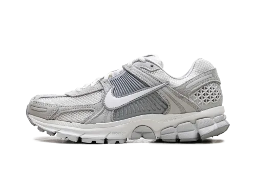 Nike Zoom Vomero 5 WMNS Pure Platinum — Premium Cushioning Meets Refined Style