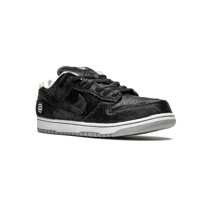 Nike SB Dunk Low Medicom Toy - BE@RBRICK Mens