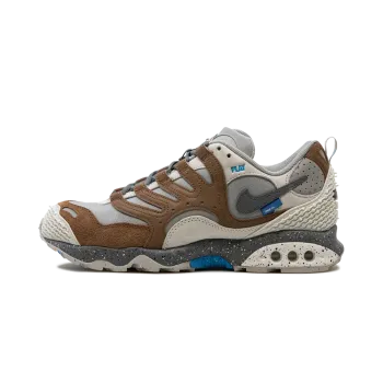 Nike Air Terra Humara UNDEFEATED - Archaeo Brown Mens