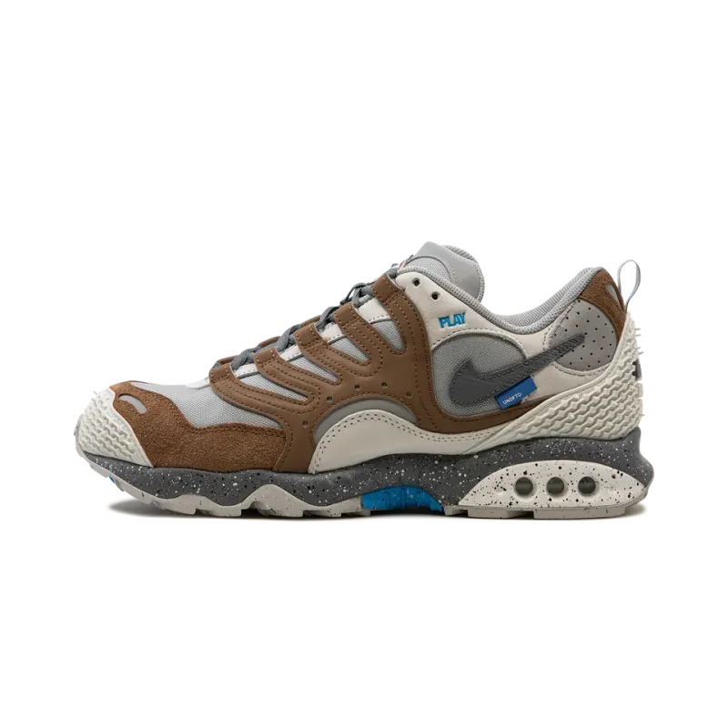 Nike Air Terra Humara UNDEFEATED - Archaeo Brown Mens