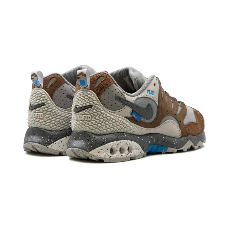 Nike Air Terra Humara UNDEFEATED - Archaeo Brown Mens