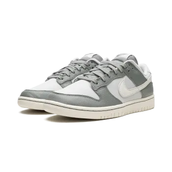 Nike Dunk Low Retro PRM Mica Green Mens