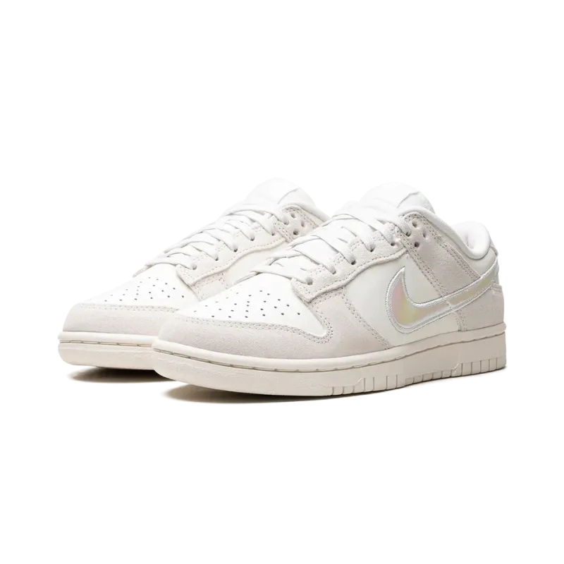 Nike DUNK LOW WMNS Ridescent Swoosh Womens