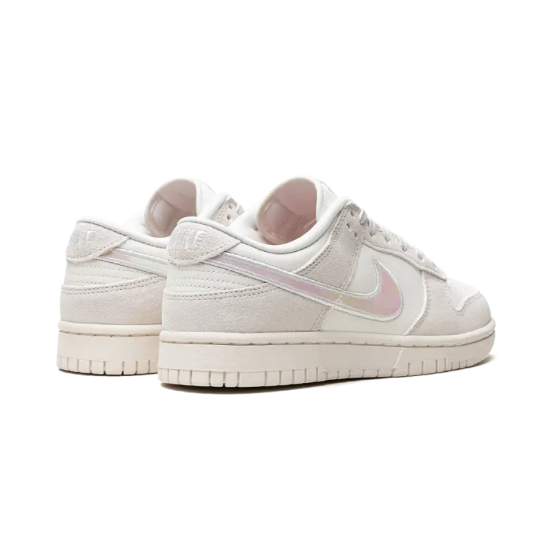 Nike DUNK LOW WMNS Ridescent Swoosh Womens