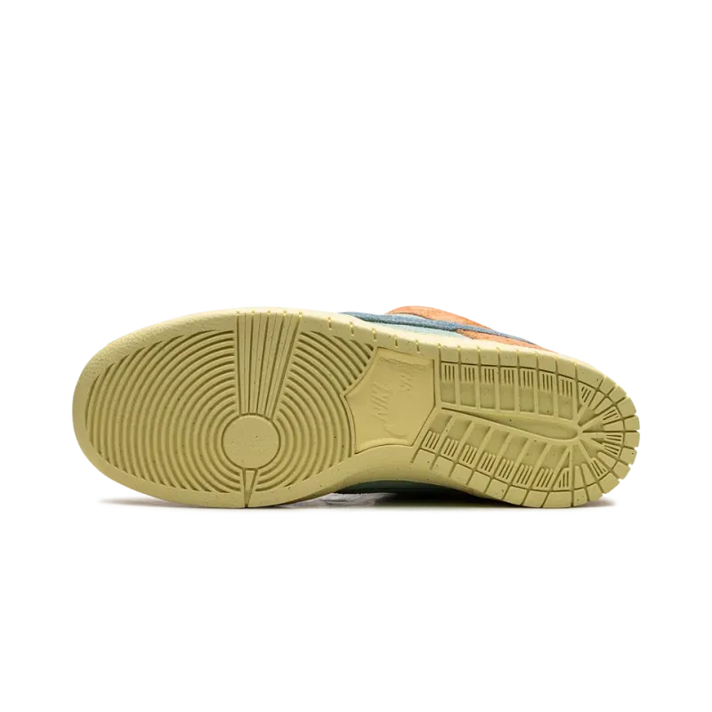 Nike SB Dunk Low Pro Prm Noise Aqua Mens